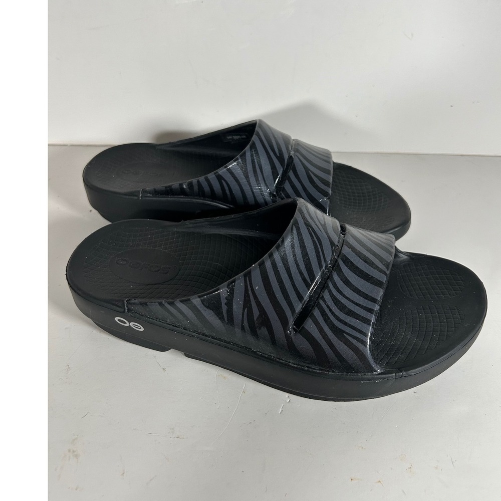 OOFOS OOahh Sport Recovery Slides Zebra Print Black Grey Mens 5 Womens 7 EU 38
